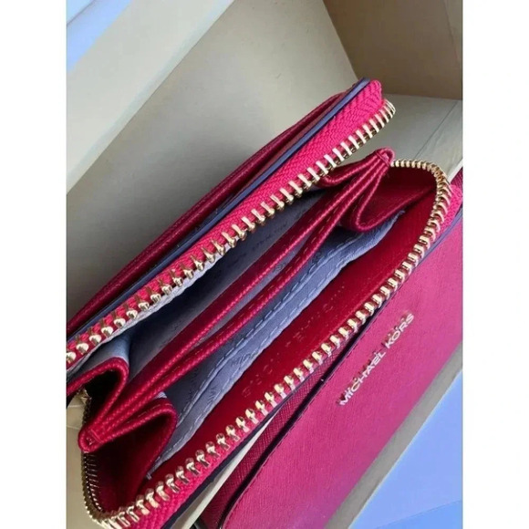 Michael Kors Giftable boxed item wallet & Travel Pouch - Bright Red - Picture 6 of 11
